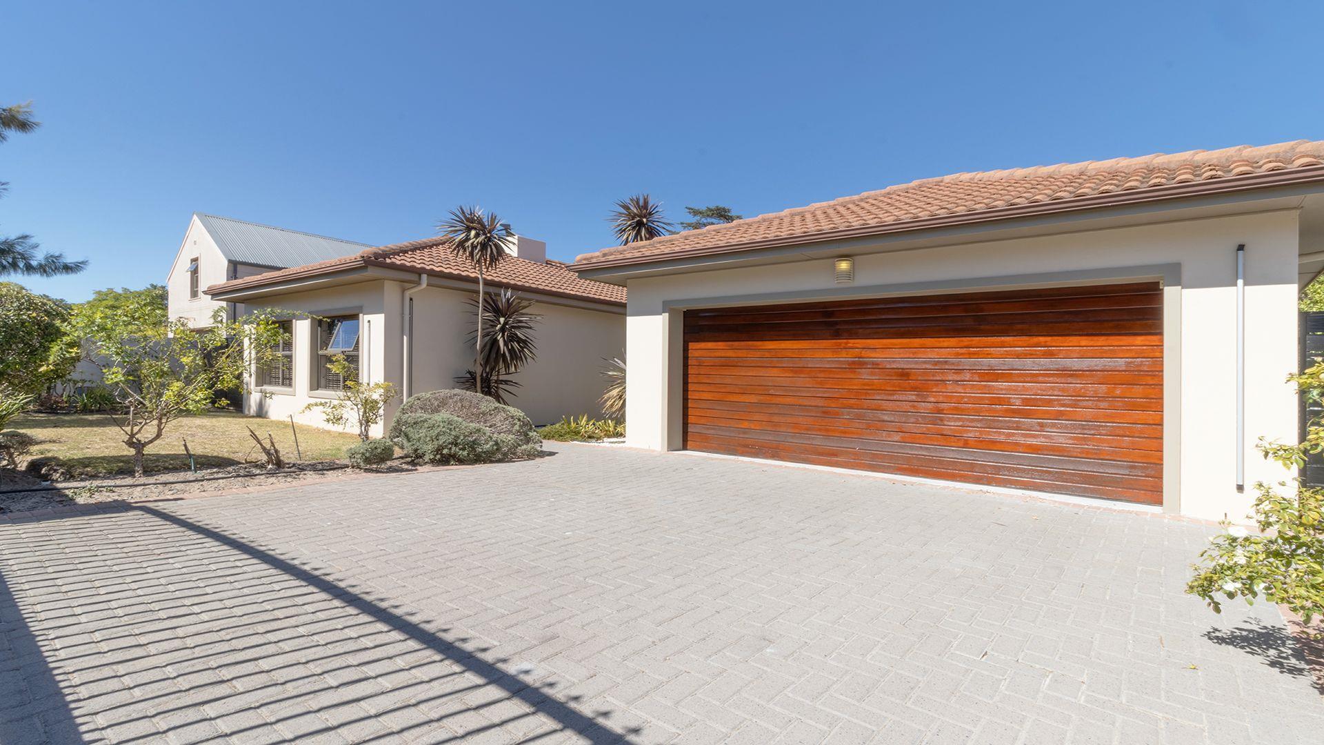 5 Bedroom Property for Sale in Durbanville Western Cape